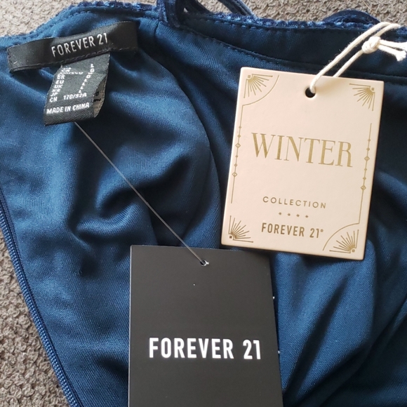 Blue Velvet Cami Dress - Picture 7 of 8